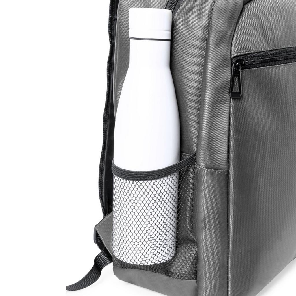 Sac à dos en nylon recyclé 15", gris en nylon recyclé 420D Photo 3 clients/infiniprinting/ax/photos_BD/AX13847-P3-Sac-a-dos-en-nylon-recycle-15-publicitaire-gris.jpg