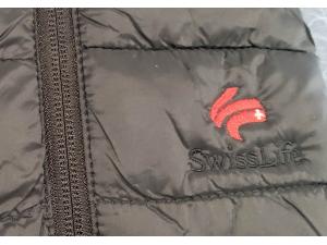 Bodywarmer veste sans manche avec broderie 2 couleurs couer mod�le Kariban K6113  pour Swisslife � Marsens