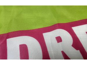 Oriflammes goutte de 2m imprim� sur mesure avec logo pour Les Verts genevois � Gen�ve